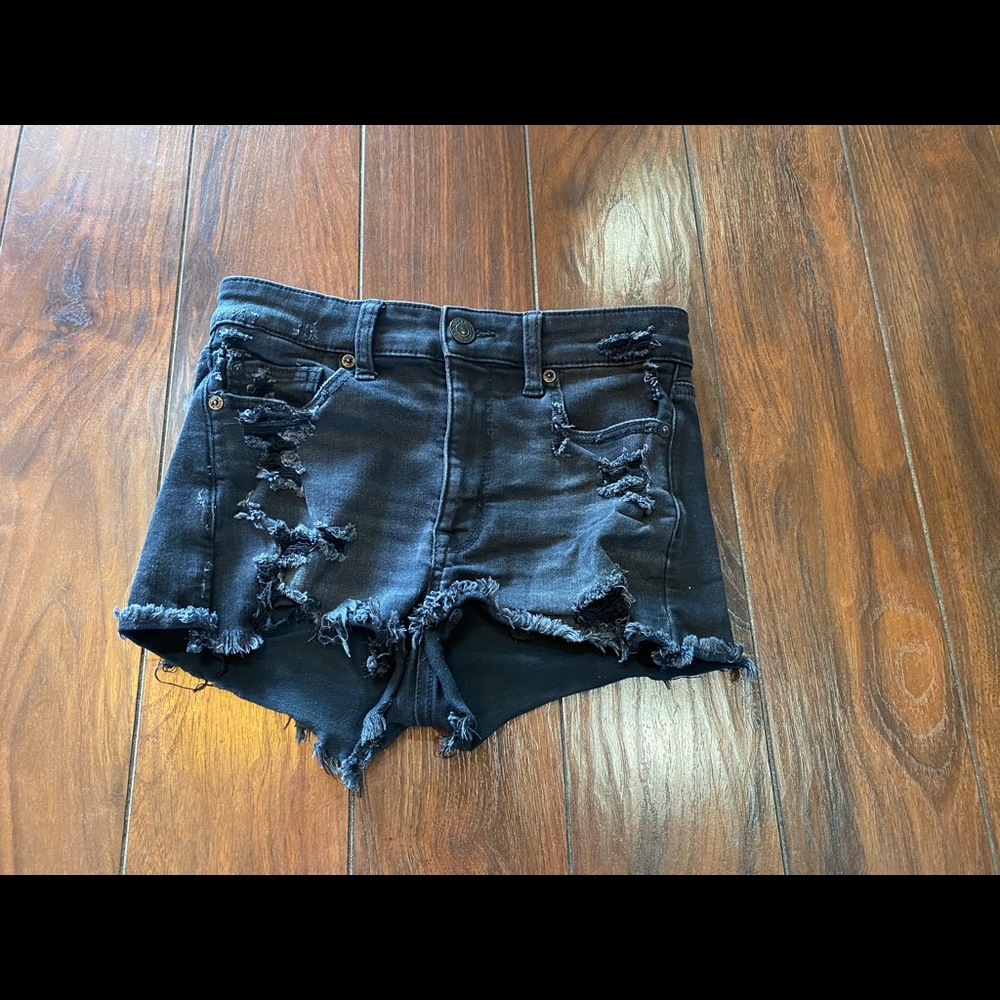 American Eagle Black Shorts in Size 2